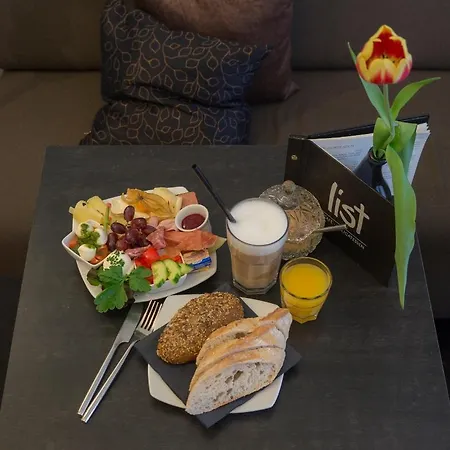 List Five - Your British Apartmán Štutgart