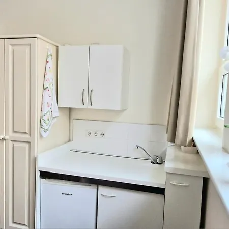 Apartament List Five - Your British *